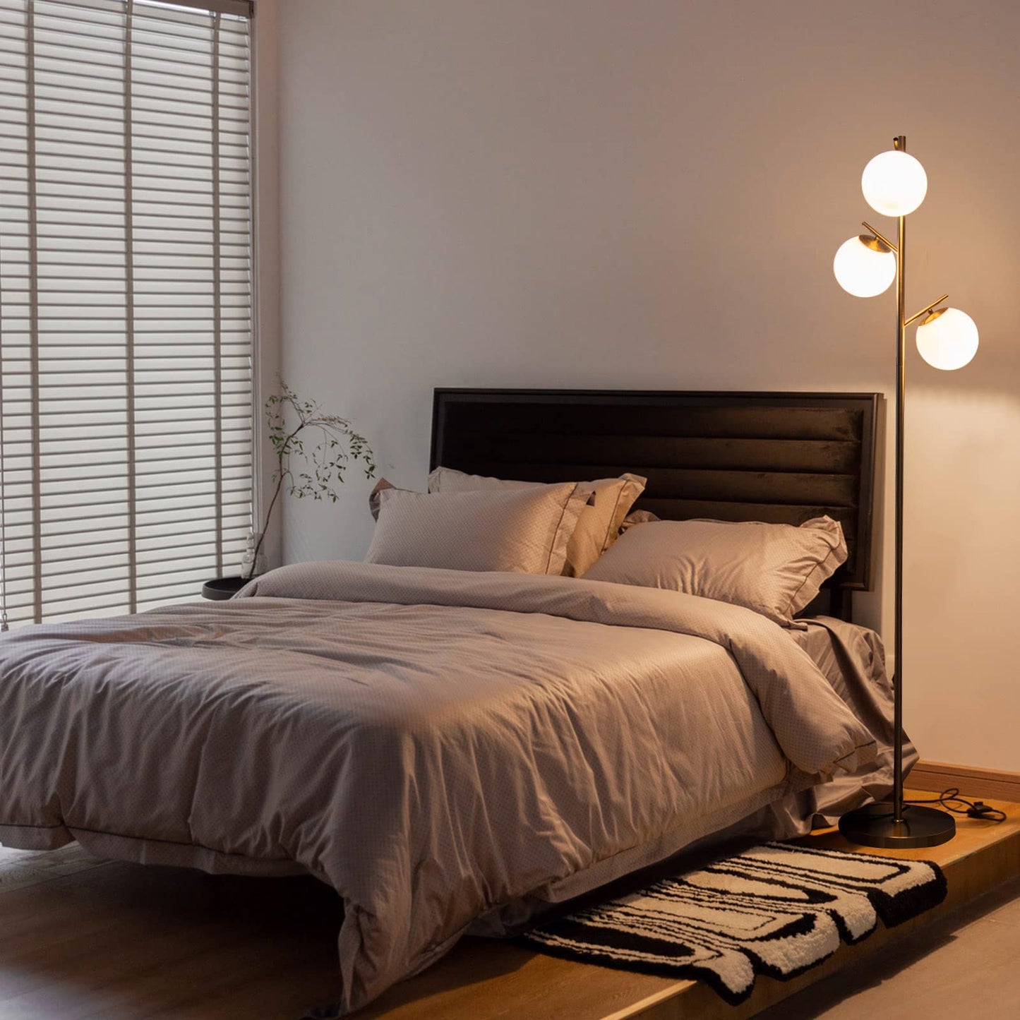 ARLIME 3-Globe Floor Lamp