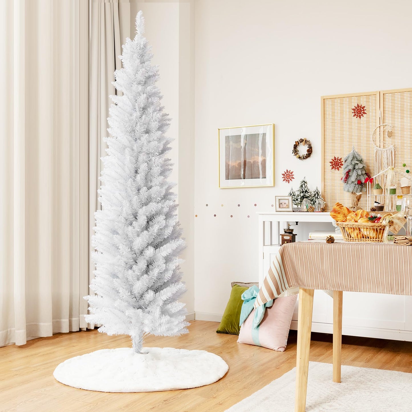 7 Ft Unlit Snow Flocked Christmas Tree with 436 Branch Tips for Home