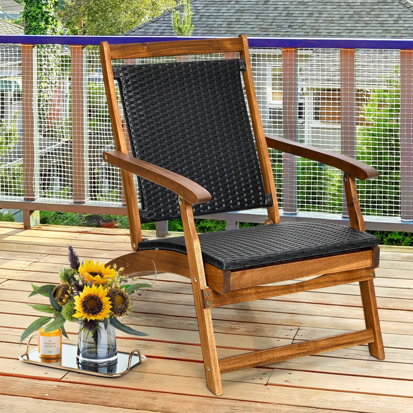 Patio Folding Rattan Lounge Chair with Convenient Retractable Footrest